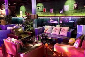 圣曼酒吧平行現場|洛陽沙發廠|洛陽家具廠|鄭州家具廠|鄭州沙發廠|河南沙發廠|河南家具廠|河南家具定制|洛陽沙發翻新|洛陽翻新沙發